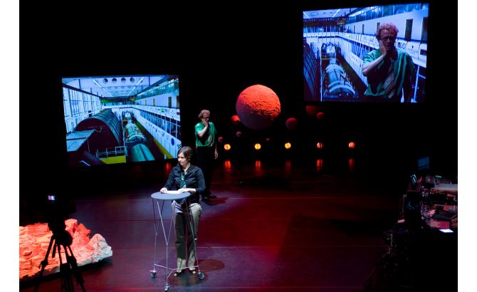 Mars Landing, 2010, photo by Anna van Kooij