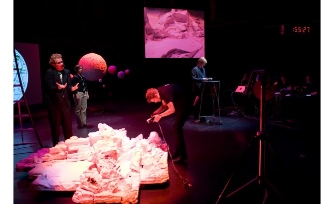 Mars Landing, 2010, photo by Anna van Kooij